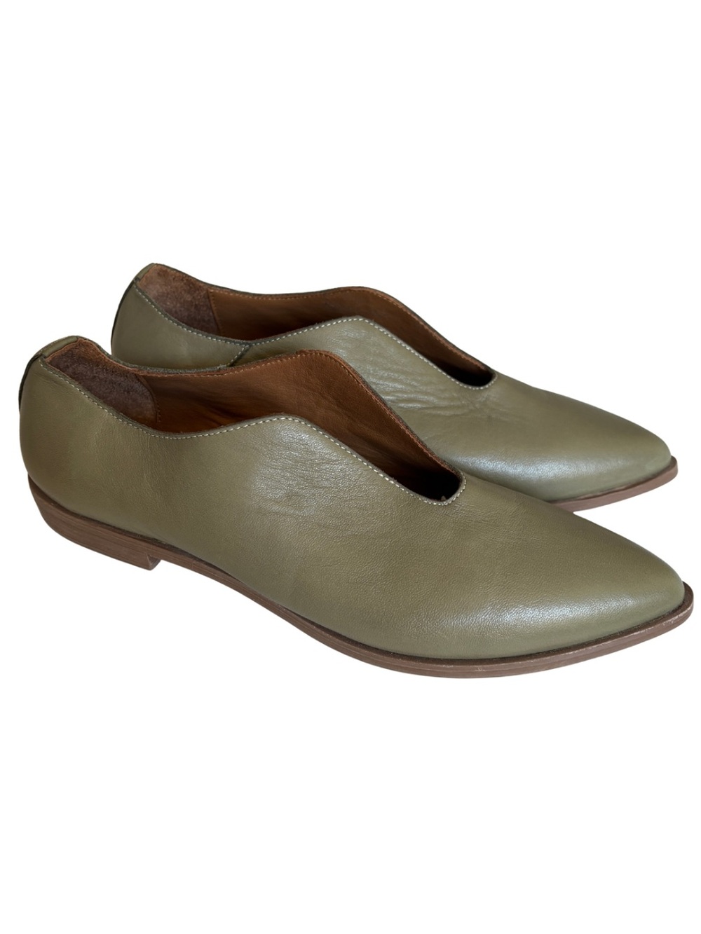 Bueno Leather Pointed Toe Slip-On Flats – Olive Green – EU 38 (US 7.5)